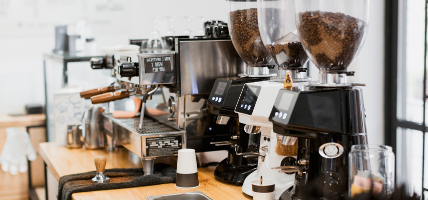 Купить или взять в оренду? Как выбрать оборудование для кофейни? 